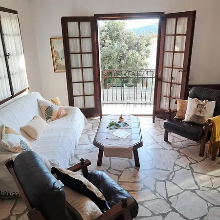 Oliva Apartment *